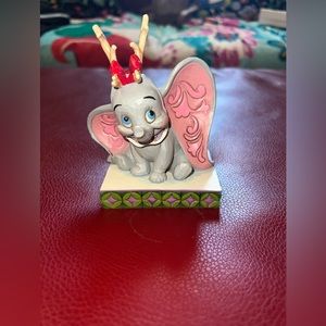 Disneys Jim shore Christmas Dumbo